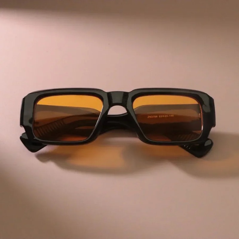 Vintage Fashion Girl - Retro Square Sunglasses Women Men Vintage