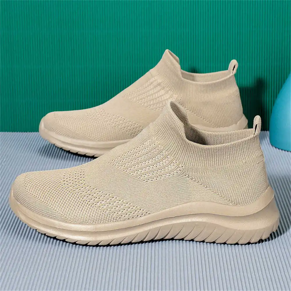 Beige Soft New Novelty Tennis  - Vintage Fashion Collecting And Wearing Designer Classics 评论和价格