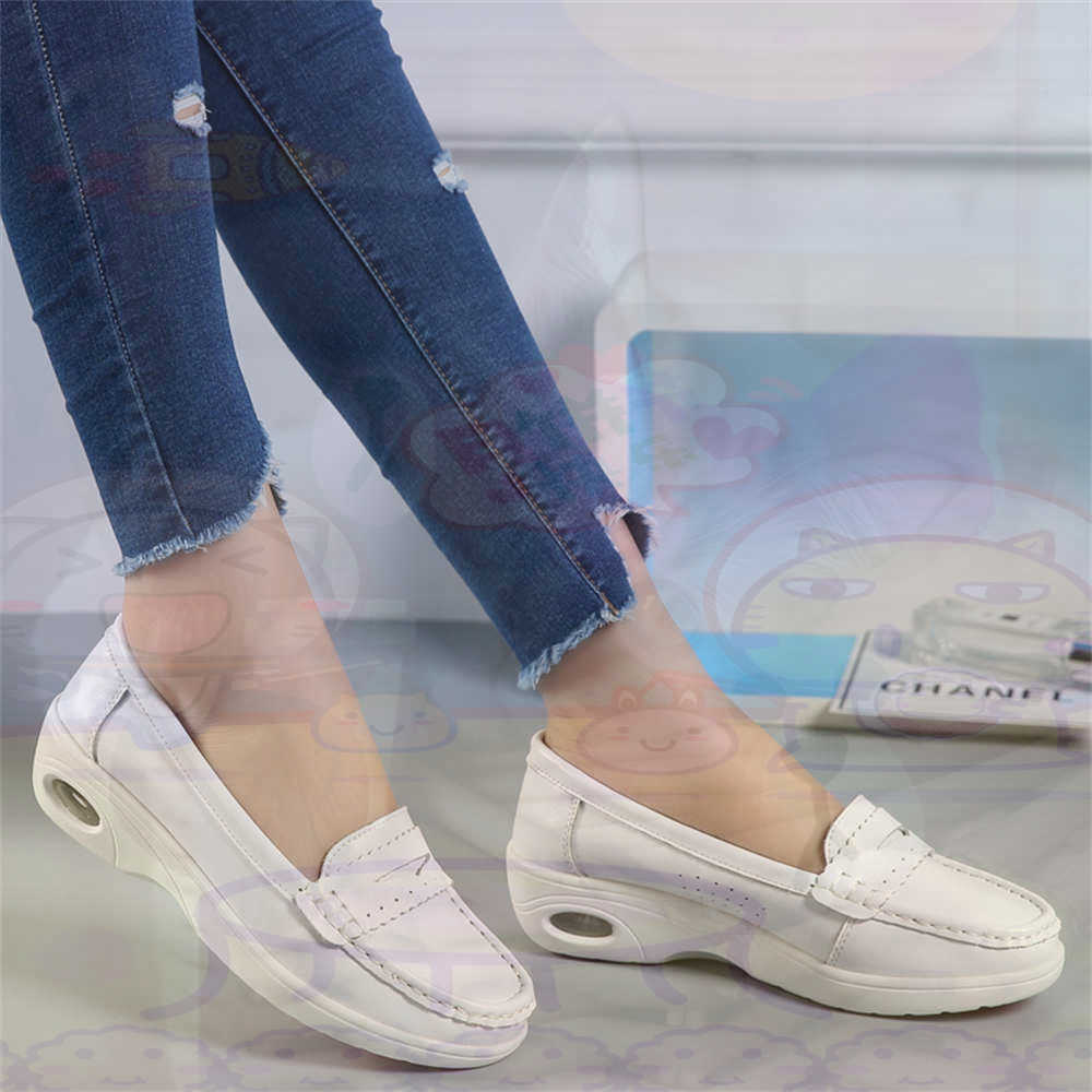 Soft Slip-on Womens Large Size - Vintage Fashion Collecting And Wearing Designer Classics 评论和价格